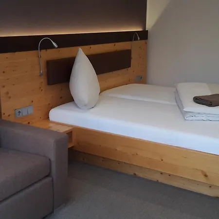 Hotell Sempt Sporerau