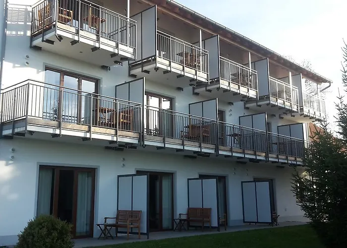 Sempt Hotell 3*